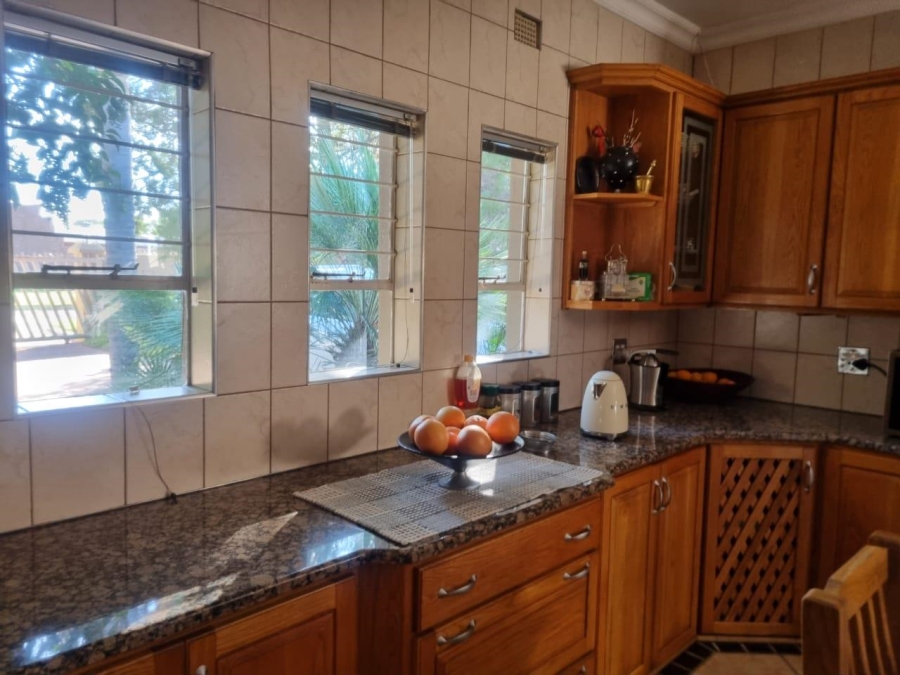 4 Bedroom Property for Sale in Flora Park Northern Cape